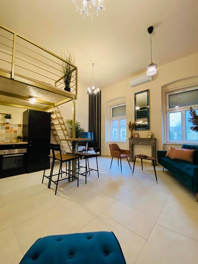 Delux Home City Center - แซแก็ด ภายนอก รูปภาพ